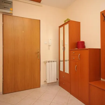 With A Parking Space - 7340 شقة