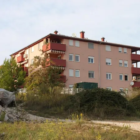 With A Parking Space - 7340 Apartamento *