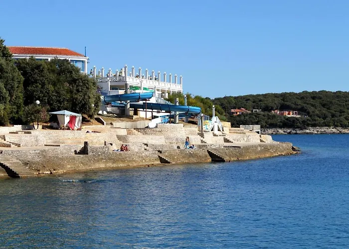 Apartman With A Parking Space - 7340 *