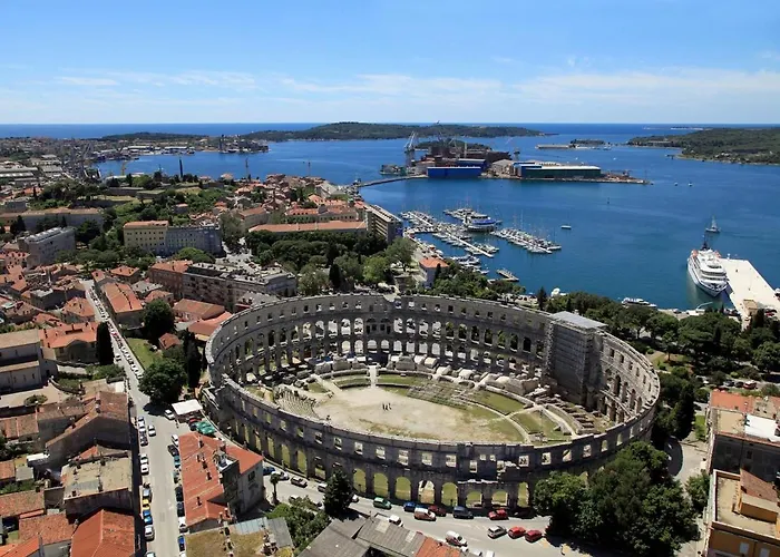 With A Parking Space - 7340 Apartman *