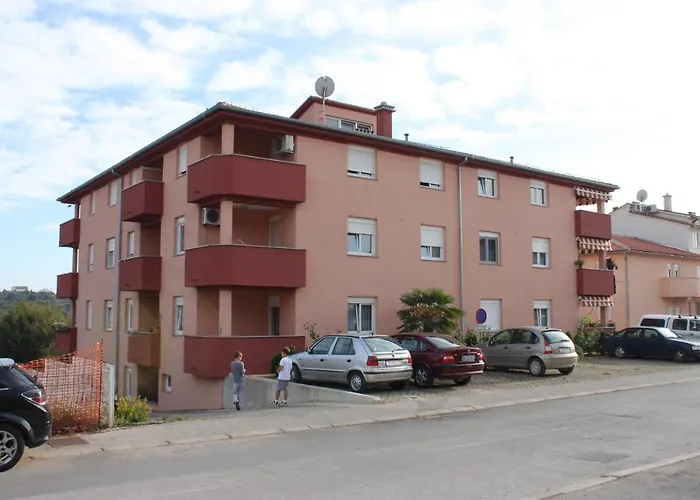 With A Parking Space - 7340 Apartman *