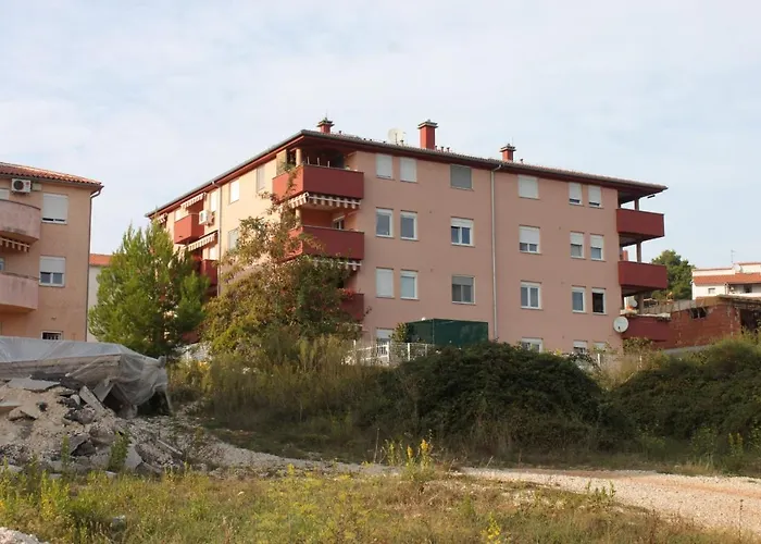 With A Parking Space - 7340 Apartman *